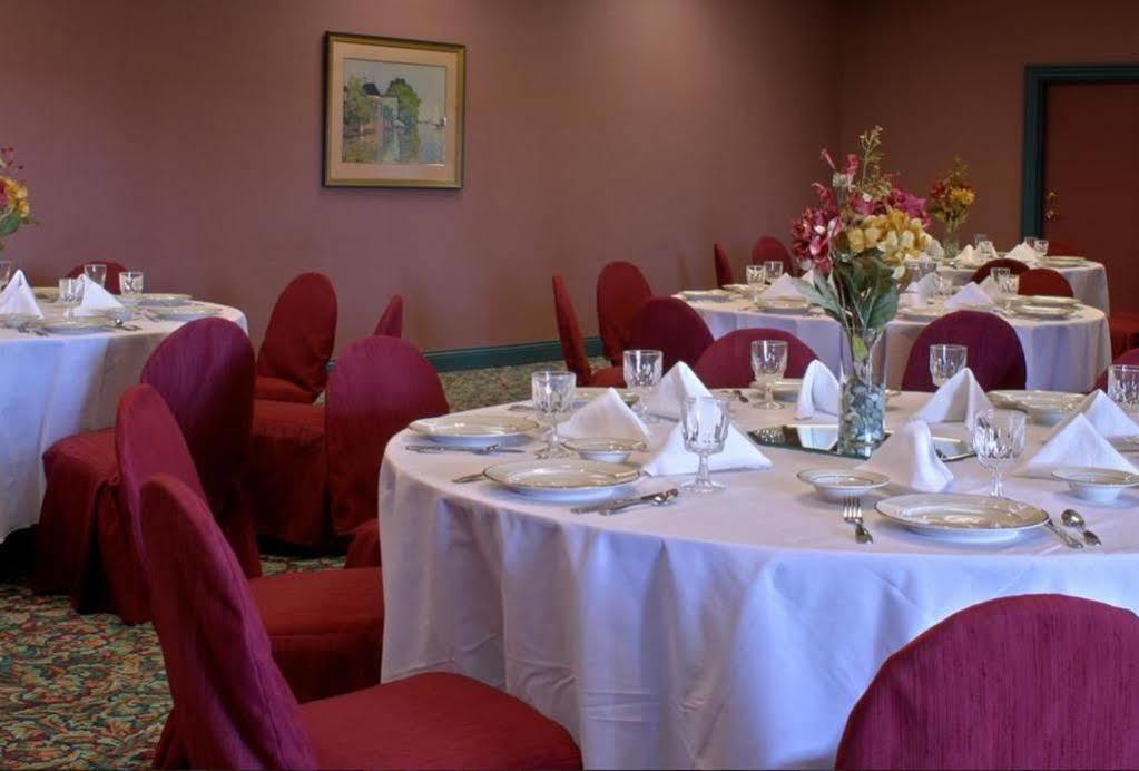 מורגנטאון Euro-Suites Hotel מראה חיצוני תמונה