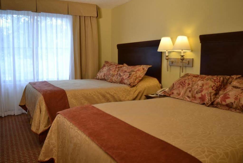 מורגנטאון Euro-Suites Hotel מראה חיצוני תמונה