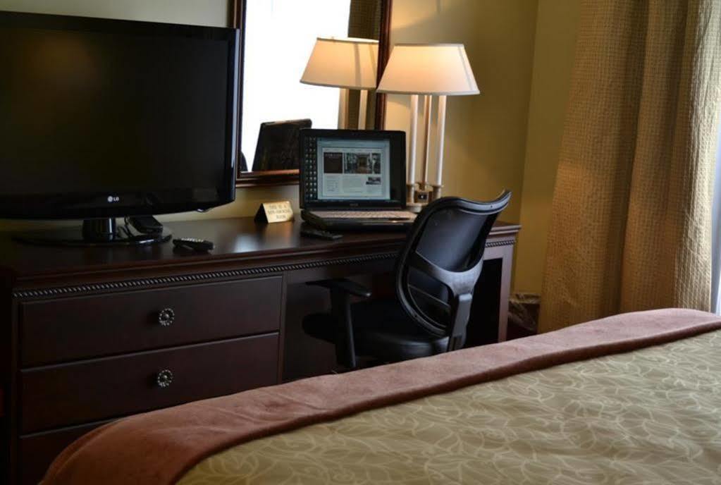 מורגנטאון Euro-Suites Hotel מראה חיצוני תמונה
